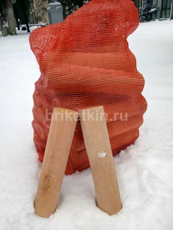 Сухие берёзовые дрова-карандаши в сетках от Брикеткина купить