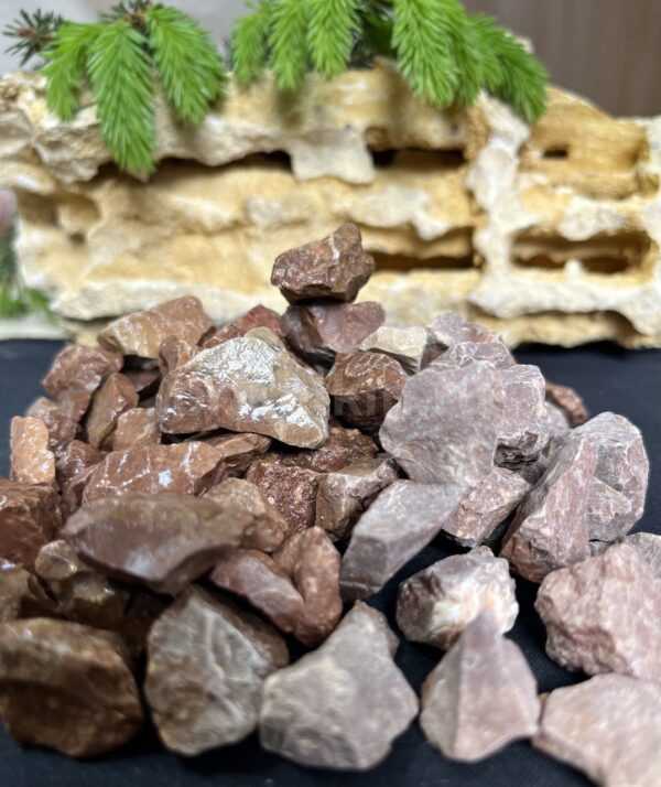 Розовая мраморная крошка купить у Брикеткина по низкой цене